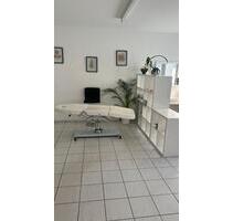 Raum für die Kosmetische Pflege - Freiburg im Breisgau Brühl