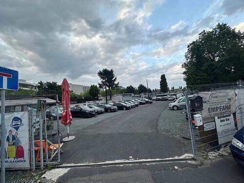 Foto - Autohandel Platz zu vermieten: Über 50 Plätze in Frankfurt