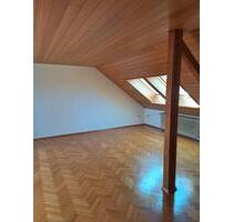 82 qm Wohnung 2.Etage Heusweiler-Holz Telefon 01775993197