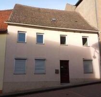 Haus mit viel Platz - 20.000,00&nbsp;EUR Kaufpreis, ca.&nbsp; 150,00&nbsp;m&sup2; in Gerbstedt (PLZ: 06347)
