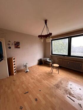 Foto - Renovierungsbedürftige 2-Zimmer Wohnung im 2. OG in Mönchengladba