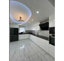 Hauser zum verkaufe - 550.000,00 EUR Kaufpreis, in Detmold (PLZ: 32756) Hauser zum verkaufe - 550.000,00 EUR Kaufpreis, in Detmold (PLZ: 32756)