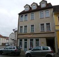 Mittendrin und sehr schön - 449,00&nbsp;EUR Kaltmiete, ca.&nbsp; 62,00&nbsp;m&sup2; in Meiningen (PLZ: 98617)