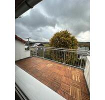 4 ZKB Dachgeschosswohnung mit Balkon - Nauroth