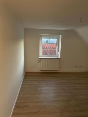 Foto - 2 ZKB Dachgeschoss zu vermieten