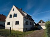 Foto - Freistehendes Haus auf großzügigem Grundstück