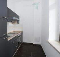 Gemütliche Erdgeschoss-Wohnung mit Einbauküche und Balkon - Zwickau