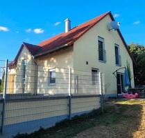 Familienidyll; Modernes Einfamilienhaus in ruhigere grüner Lage - Bad Windsheim