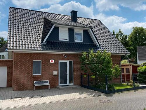 Foto - 4-Zimmer-Haus in guter Lage - 550.000,00 EUR Kaufpreis,