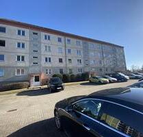 Familien aufgepasst! Großzügige 10-Raum-Wohnung in Pragsdorf! - Burg Stargard