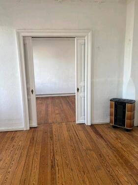 Foto - große 6-Zimmer-Altbauwohnung - WG geeignet