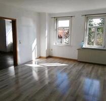 Sehr schöne 4 - Zimmer - Wohnung - Menteroda