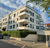 Moderne Gartenwohnung mit Terrassen und 2 TG-Stellplätzen - Flörsheim am Main
