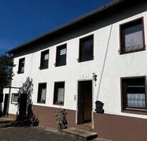Charmantes Bauernhaus mit Ausbaupotenzial – Platz für 2 Parteien - Newel