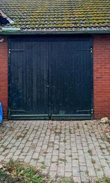 Foto - Stellplatz, Lagerplatz, Oldtimer, Hobby etc.