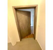 Erstbezug mit Balkon und EBK: Geschmackvolle 4-Raum-Wohnung - Vogtareuth