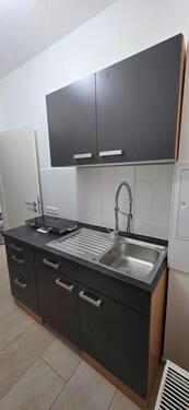 Foto - 2-Zimmer-Wohnung mit Balkon, Stellplatz, EBK, 1. Etage - saniert!