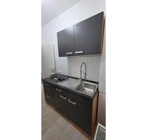 2-Zimmer-Wohnung mit Balkon, Stellplatz, EBK, 1. Etage - saniert! - Osnabrück Fledder