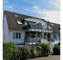 Neuwertige ETW, 77 qm, 1.OG.r. , Südbalkon, Garage, Keller - Bergheim Auenheim