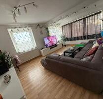4 Zimmerwohnung - 860,00&nbsp;EUR Kaltmiete, ca.&nbsp; 88,00&nbsp;m&sup2; in Hof (PLZ: 95030) Neuhof