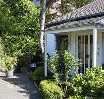 Schöne Doppelhaushäfte in Bielefeld Senne zu vermieten.