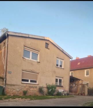 Foto - Sanierungsbedürftiges Einfamilienhaus mit großem Grundstück i