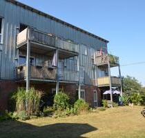 1-Zimmer Dachgeschosswohnung mit Schlafnische und Balkon in Weede - Bad Segeberg