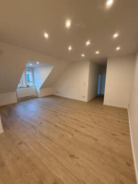Foto - ERSTEBEZUG !! Schöne & renovierte 2-3 ZKB Wohnung in 66121