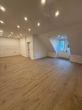 Foto - 2 Zimmer Dachgeschoßwohnung zur Miete in Saarbrücken