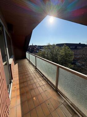 Foto - 1 Zimmer Dachgeschoßwohnung in Köln