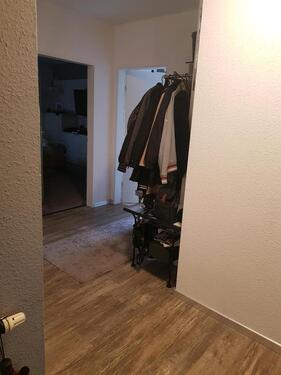 Foto - Nachmieter für 3 Zimmer Wohnung +Küche, Bad & kleiner Balkon
