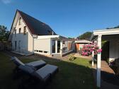 Foto - Einfamilienhaus mit Wärmepumpe Pv Anlage und schönem Garten