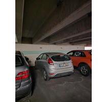 Tiefgaragenstellplatz zu vermieten (Fritz-Meyer-Weg 55, 81925) - München Bogenhausen