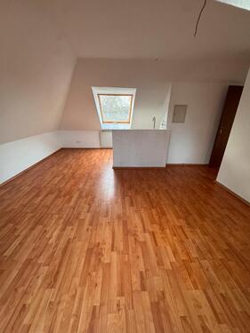 Foto - Dachgeschosswohnung mit Küche in guter Lage!