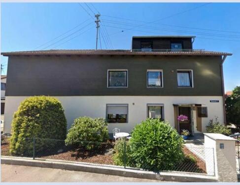 Foto - 3-Zimmer-Dachgeschosswohnung mit großem Balkon in ruhiger Lage