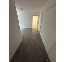 1,5 Zimmer Wohnung AB SOFORT VERFÜGBAR - Singen (Hohentwiel)