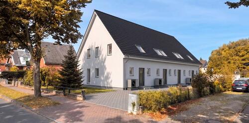 Foto - 4 Neubau Reihenhäuser auf sonnigem Grundstück , auch Mietkauf o. Eigenkapital möglich