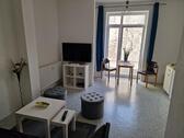 Foto - 2-Zimmer-Wohnung, 20 Min. zu Tesla, Einbauküche, möbliert und ausgestattet, Energieeffizienz B, große sonnige Terrasse, stufenloser Zugang, separater Eingang
