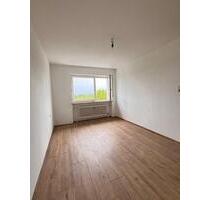 Helle 3.5Z - Wohnung mit Balkon & Aufzug in Königsbrunn