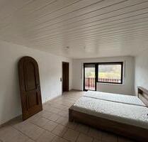 Helle 3-Zimmer Wohnung mit Balkon - Oberlahr