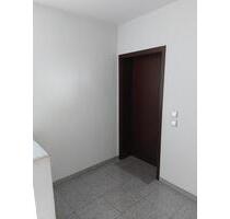 2 12 Zi.-Wohnung - 580,00&nbsp;EUR Kaltmiete, ca.&nbsp; 90,00&nbsp;m&sup2; in Kulmbach (PLZ: 95326) Blaich