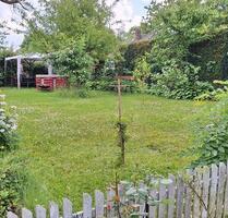 Kleingarten in Reutershagen - 2.500,00&nbsp;EUR Kaltmiete, ca.&nbsp; 0,00&nbsp;m&sup2; in Rostock (PLZ: 18146) Alt Bartelsdorf
