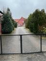 Foto - Großes Grundstück mit älterem, sanierungsbedüftigem Bauernhaus
