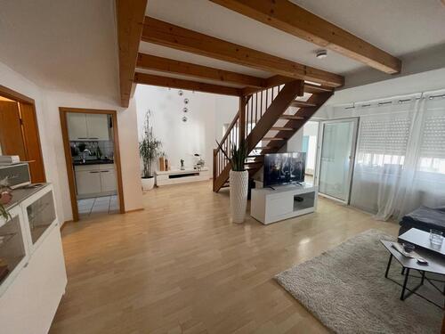 Foto - Helle 5-Zimmer Dachgeschosswohnung mit Balkon in Laichingen