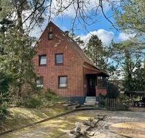 Ohne Provision charmantes Einfamilienhaus, sehr großes Grundstück - Boostedt