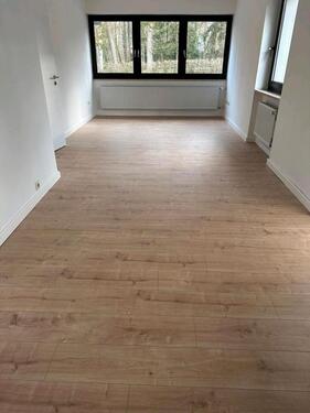 Foto - Moderne Einliegerwohnung mit kleinem Gartenbereich & Stellplatz