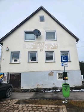 Foto - Grosses Haus mit Scheune.Ideal für Handwerksfirma.In Laichingen