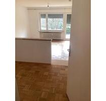 Schicke 1-Zimmer-Terrassenwohnung direkt an der Würm! - Gauting