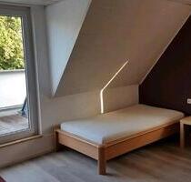 Vermiete sonniges WG-Zimmer - 390,00&nbsp;EUR Kaltmiete, ca.&nbsp; 15,00&nbsp;m&sup2; in Aalen (PLZ: 73431) Unterkochen