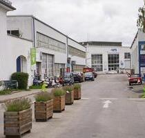 Flexible Gewerbefläche mit 8,50 m Deckenhöhe, Starkstrom und Wasseranschluss - München Aubing-Lochhausen-Langwied